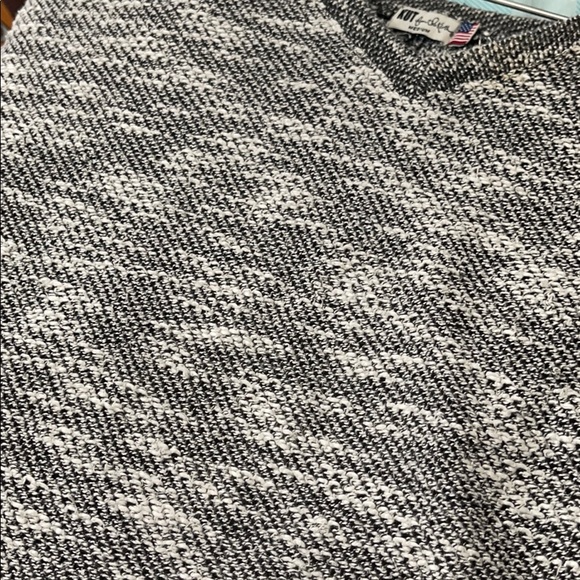 KUT from the kloth V-neck 3/4 sleeves sweater - Picture 7 of 8